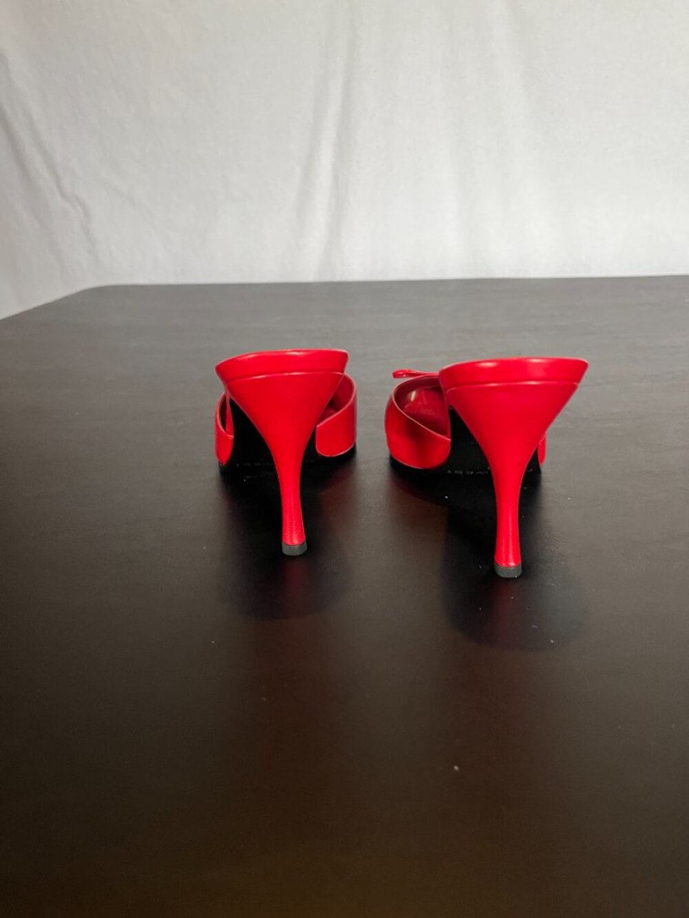 Size 8M Flatbrush Country Red Leather Heels - Picture 4 of 5